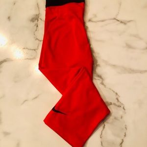 Nike Pro Crop Leggings